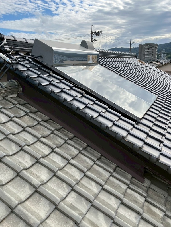 施工前 太陽熱温水器 屋根上
