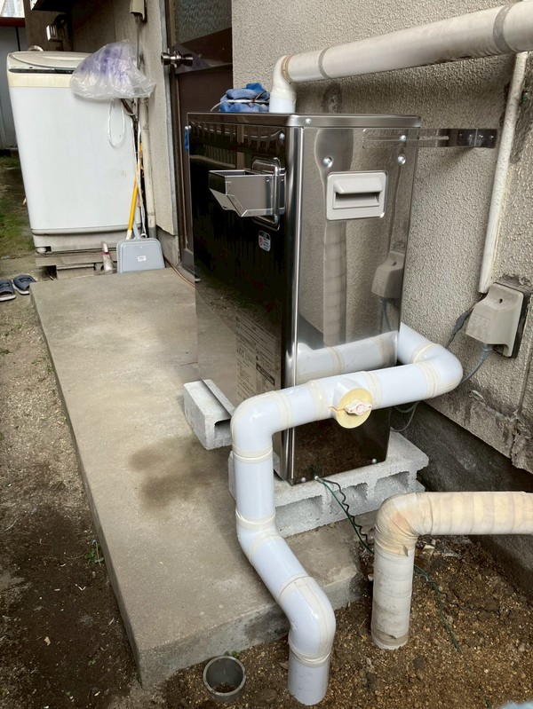 施工後（角度2）配管仕上げ