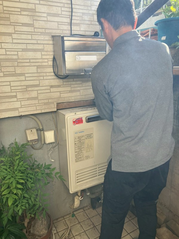 撤去後：下地・配管位置の確認