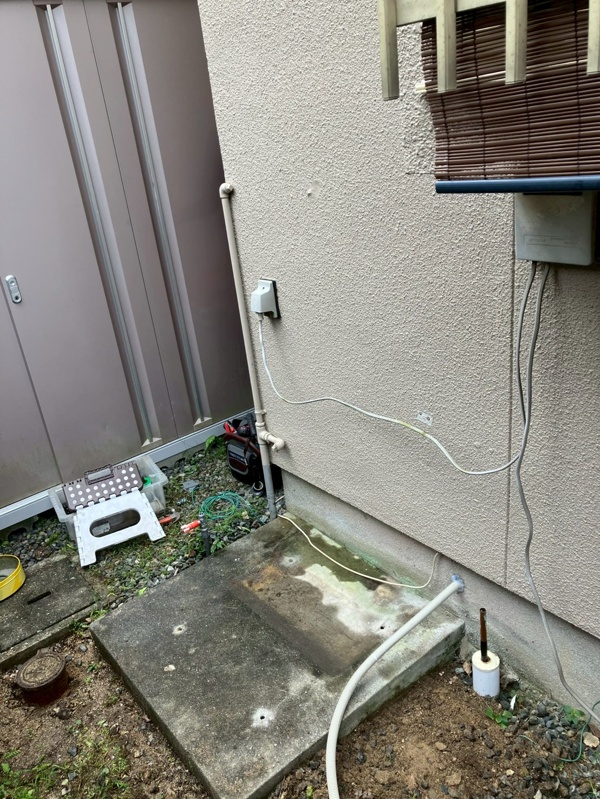 施工途中：タンク内部配管調整