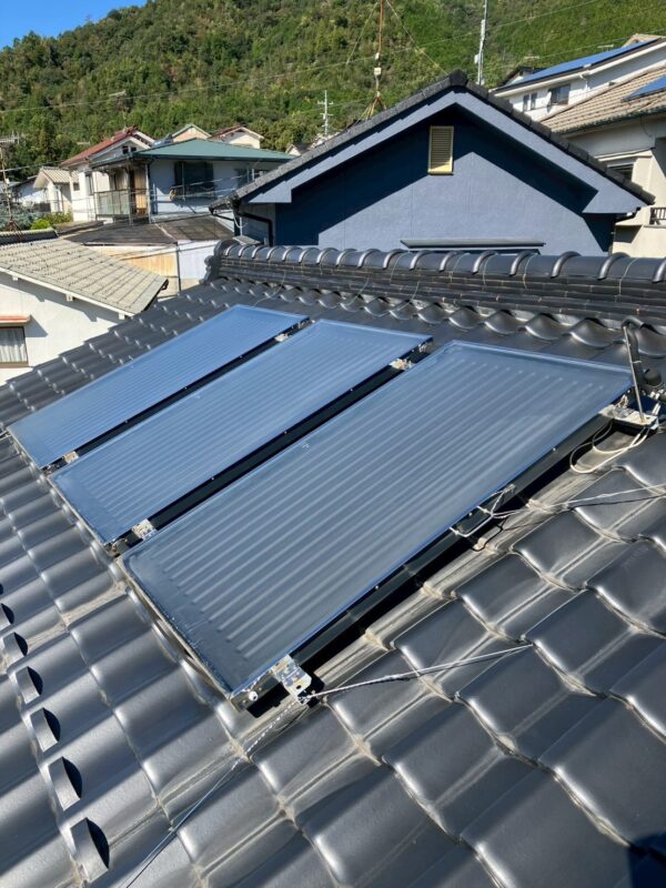 屋根上の撤去前