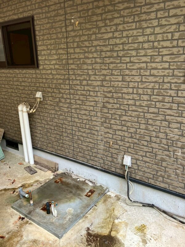 配管の組み直し作業中