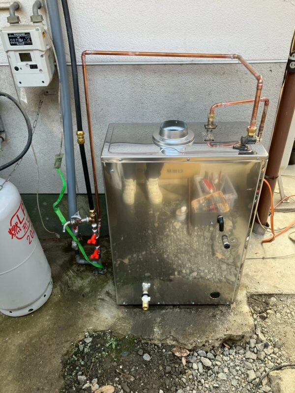 施工途中：配管接続